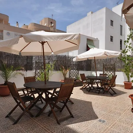 Pensión Residencia Europa Punico *