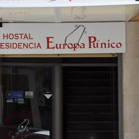 Pensión Residencia Europa Punico *